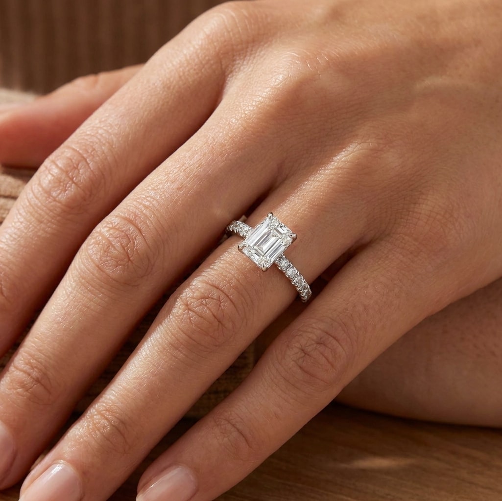 INES Ring und 1.5 Karat in Weißgold 585