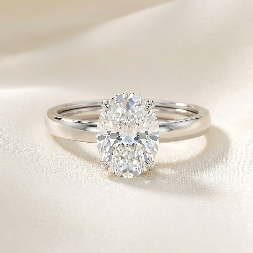 NOEMIE Ring und 2.5 Karat in Weißgold 585