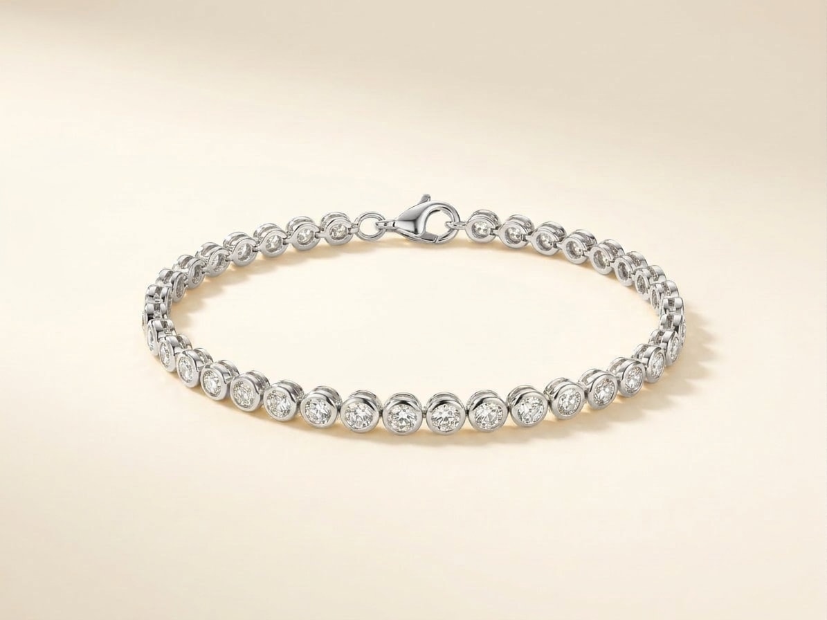 Ronde Armband mit Labordiamant (4,12 Karat gesamt) in Weißgold 585 seitlich