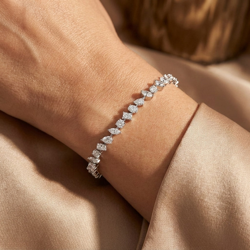 SOPHIE Armband und 5.2 Karat in Weißgold 585