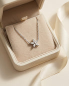 FLEUR Halskette und 0.5 Karat in Weißgold 585