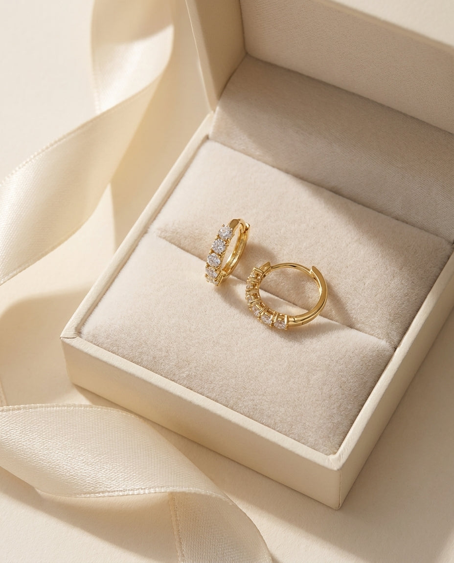 LILI Ohrring und 0.4 Karat in Gelbgold 585