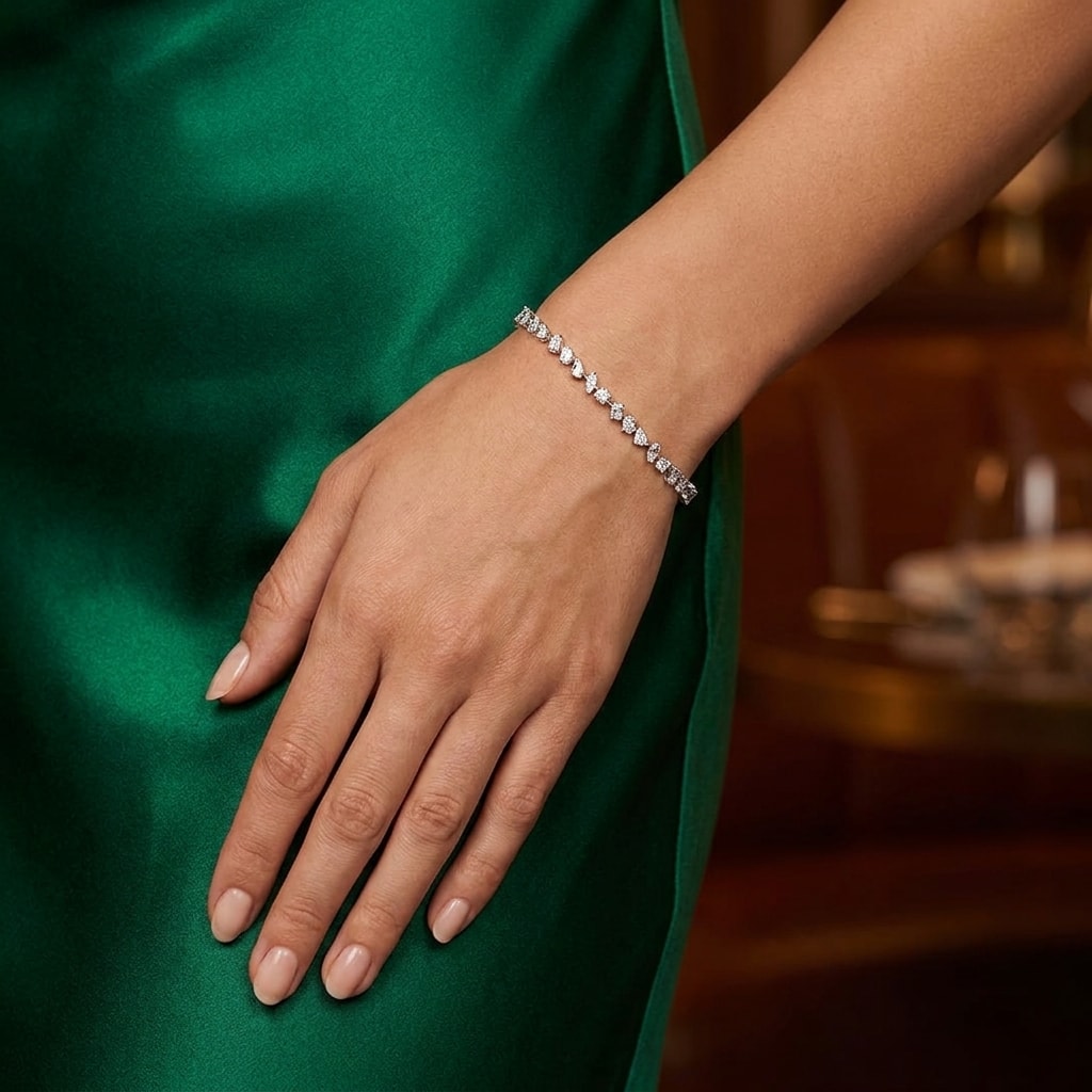 SOPHIE Armband und 5.2 Karat in Weißgold 585